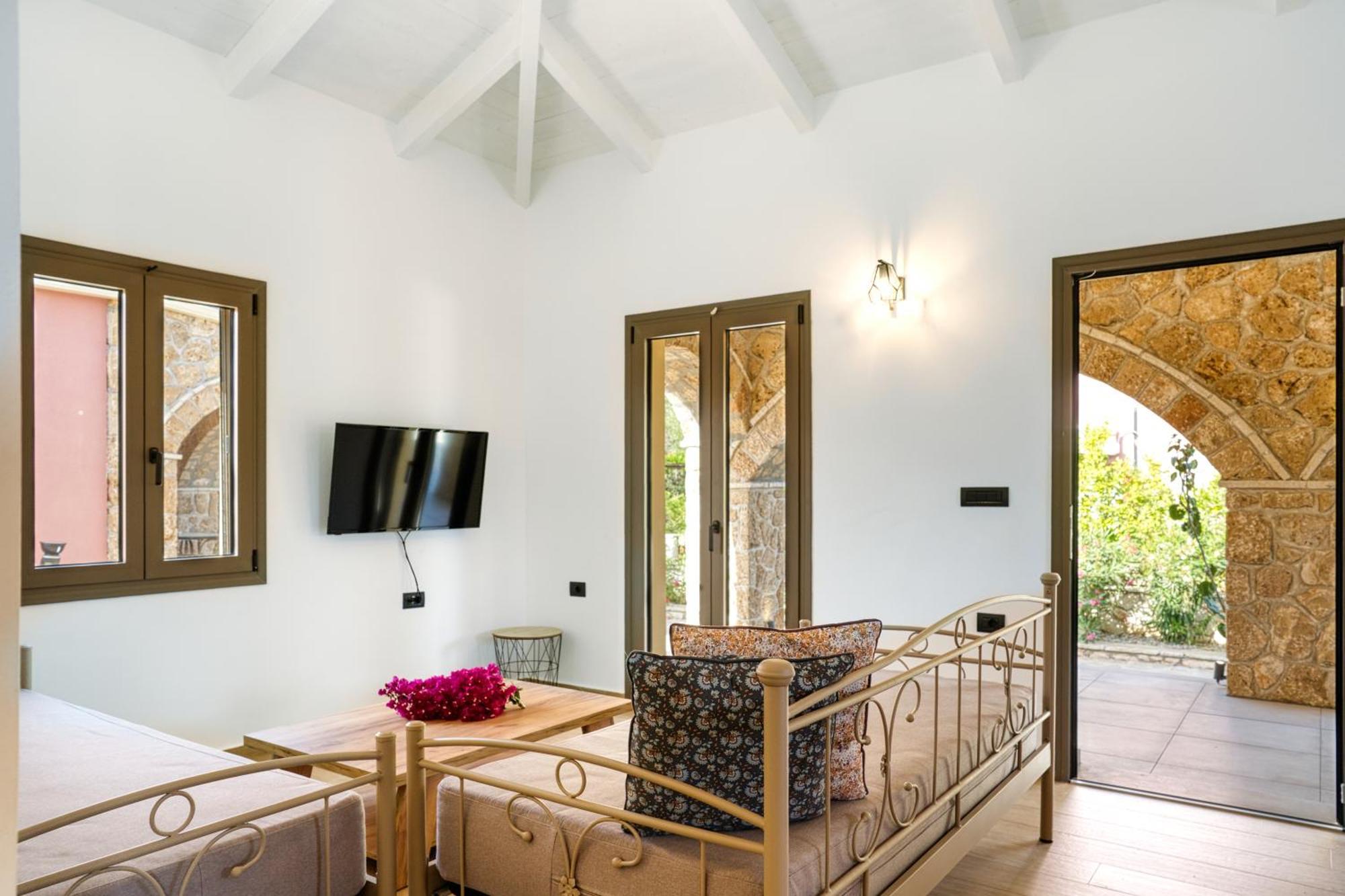 Astarte Villas - Astra Private Villas With Pool Vasilikí Esterno foto